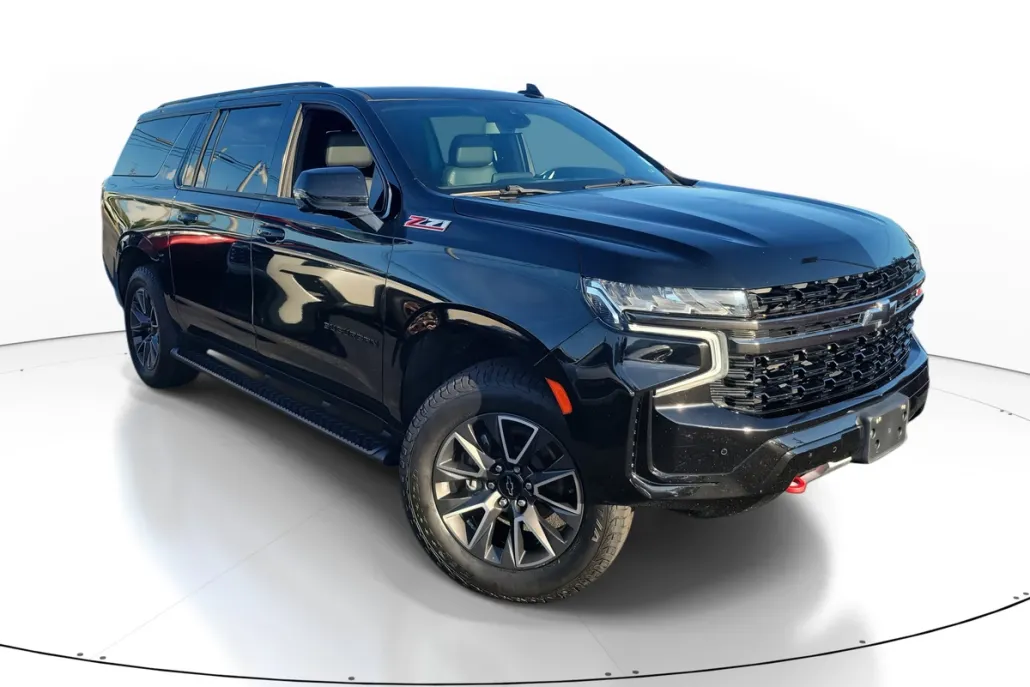 2021 Chevrolet Suburban Z71 photo 1