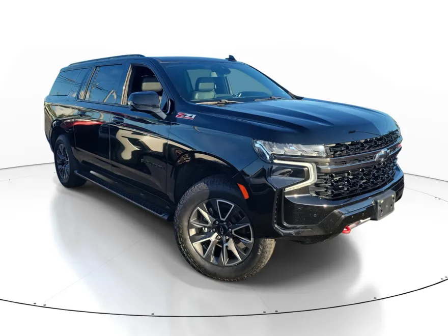 2021 Chevrolet Suburban Z71 photo 1
