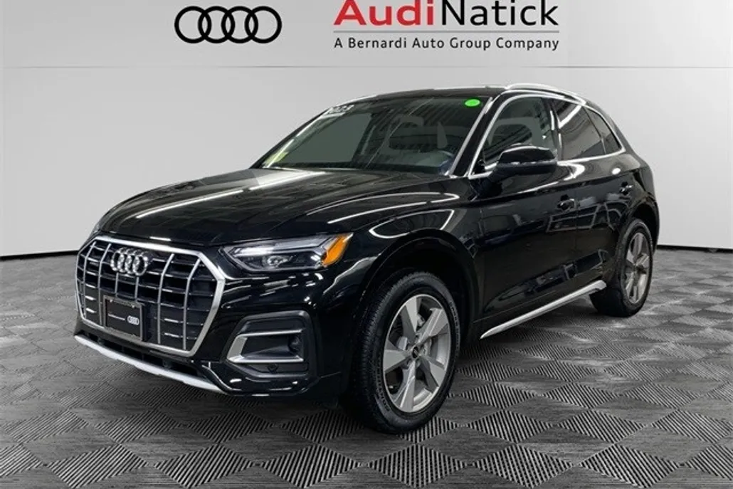 2023 Audi Q5 40 Premium Plus photo 1