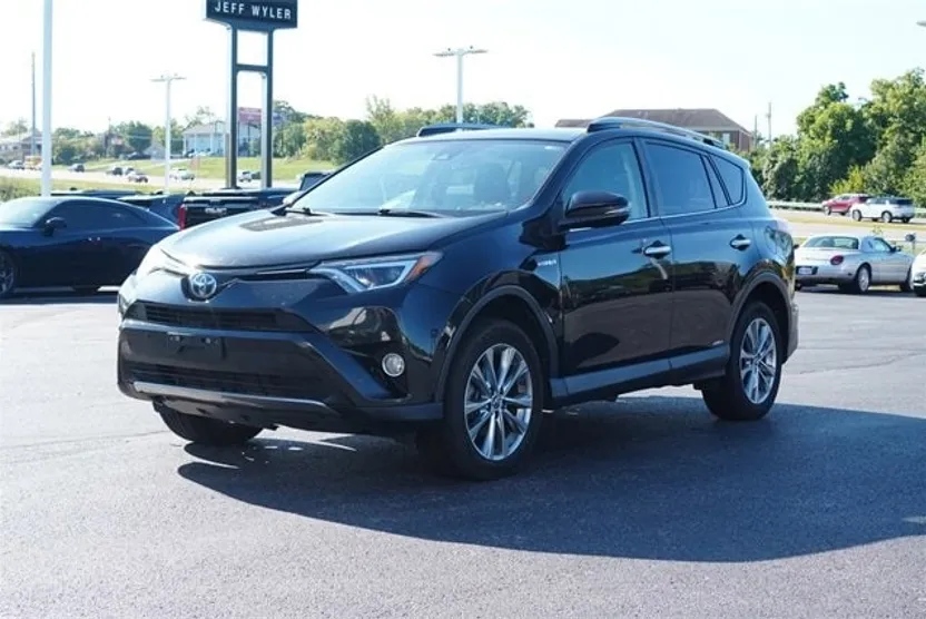 2018 Toyota RAV4 Hybrid Limited photo 1