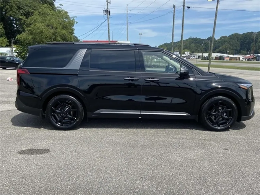 2026 Kia Carnival SX Prestige photo 1