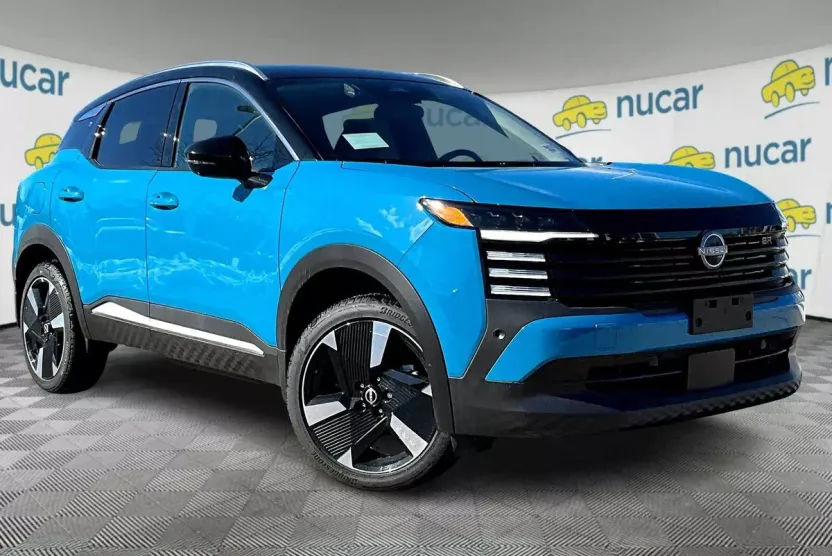 2025 Nissan Kicks SR photo 1