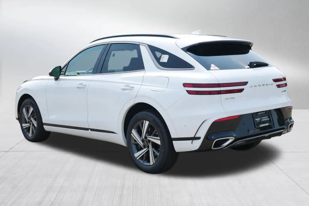 2026 Genesis GV70 3.5T Sport Advanced photo 1
