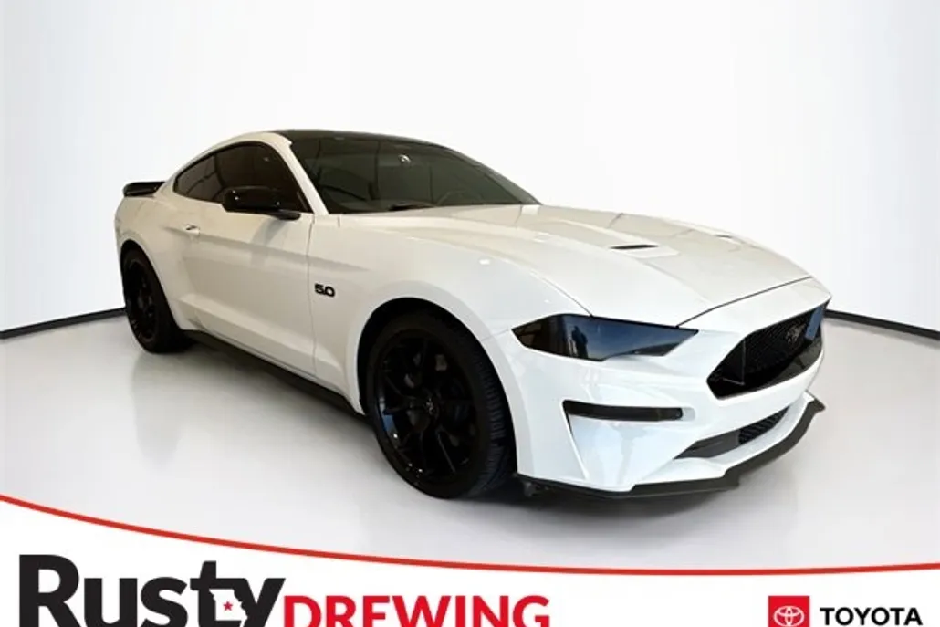 2021 Ford Mustang GT photo 1