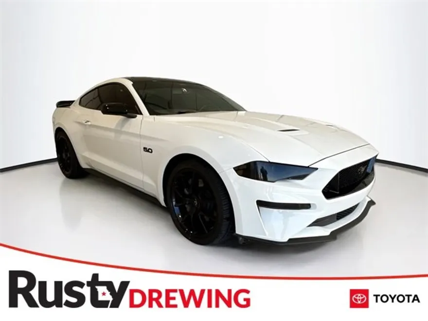 2021 Ford Mustang GT photo 1