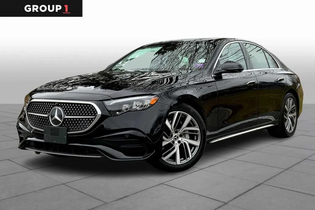 2025 Mercedes Benz E 350 photo 1
