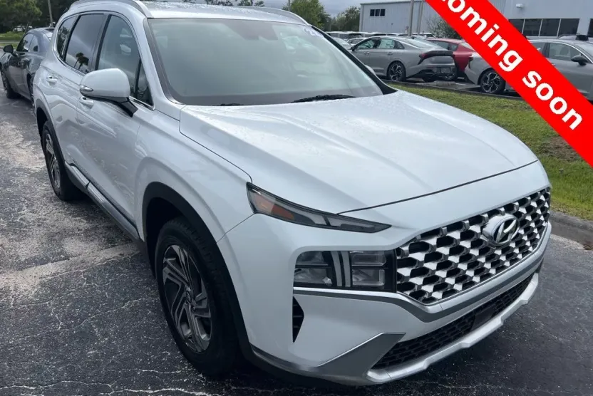 2022 Hyundai Santa Fe SEL photo 1