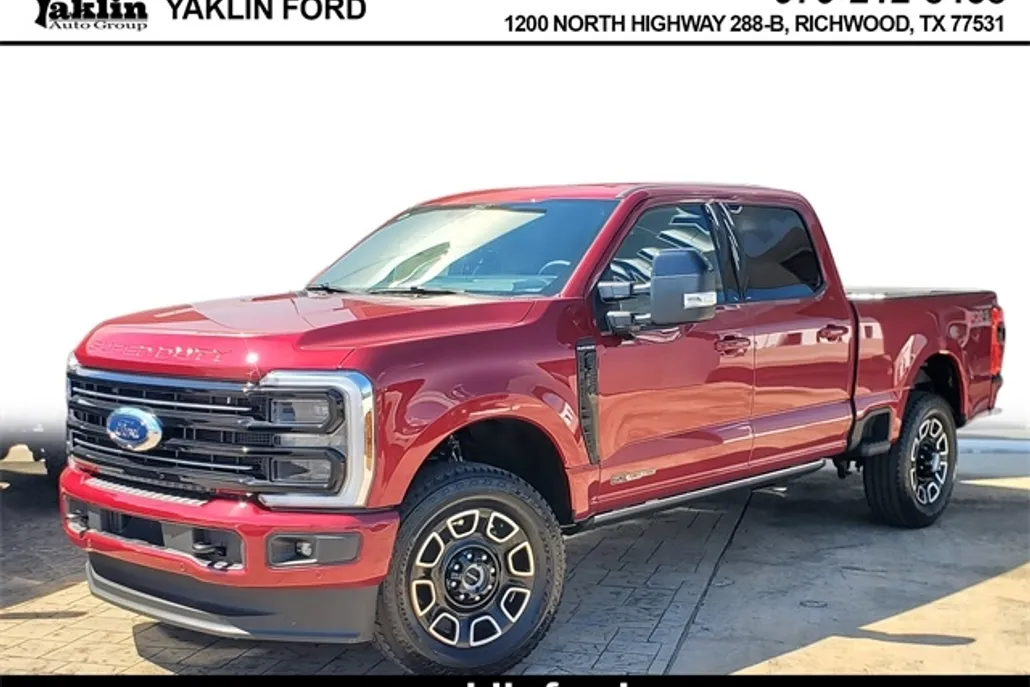 2025 Ford F-250 Platinum photo 1