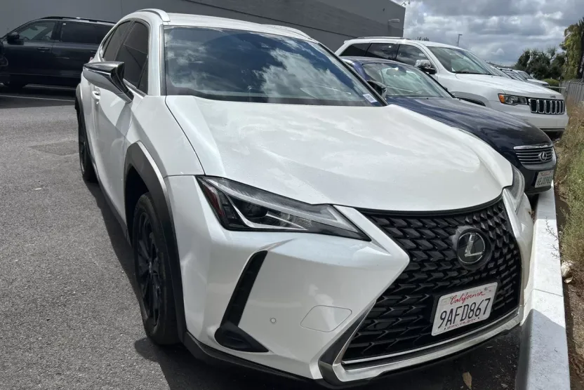 2022 Lexus UX 200 photo 1