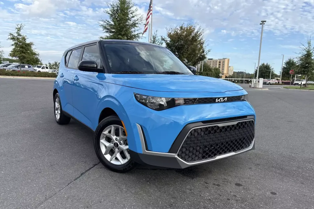 2024 Toyota RAV4 S photo 1