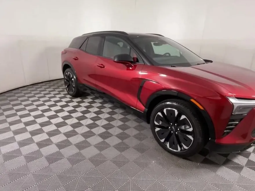 2025 Chevrolet Blazer EV RS photo 1