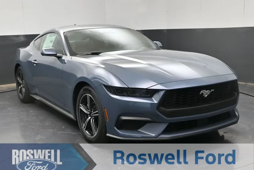 2025 Ford Mustang EcoBoost photo 1