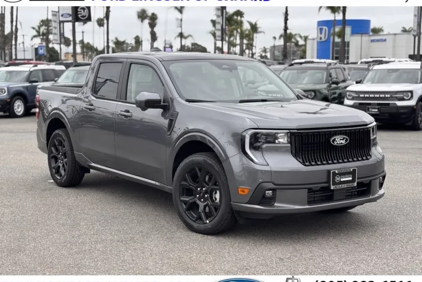 2025 Ford Maverick photo 1