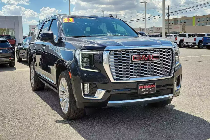 2023 Gmc Yukon Denali photo 1