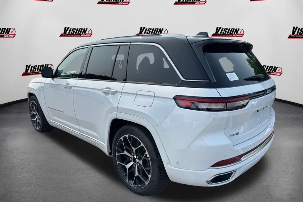 2023 Jeep Grand Cherokee Summit Reserve 4xe photo 1