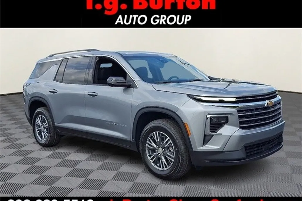 2026 Chevrolet Traverse photo 1