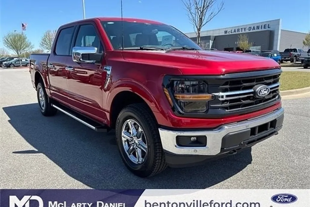 2025 Ford F-150 XLT photo 1