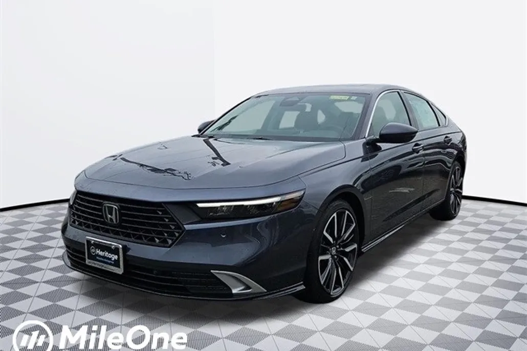 2025 Honda Accord Hybrid Touring photo 1