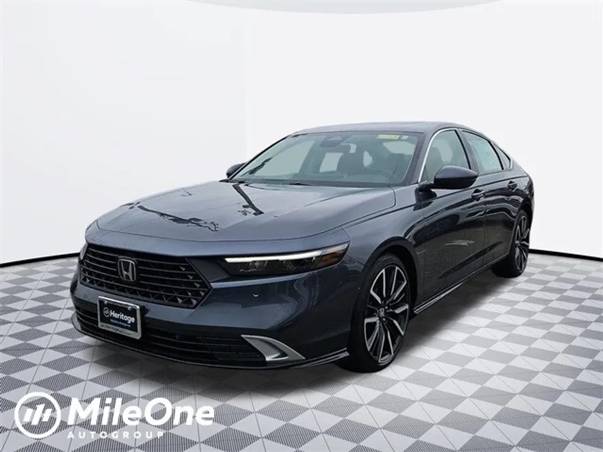 2025 Honda Accord Hybrid Touring photo 1