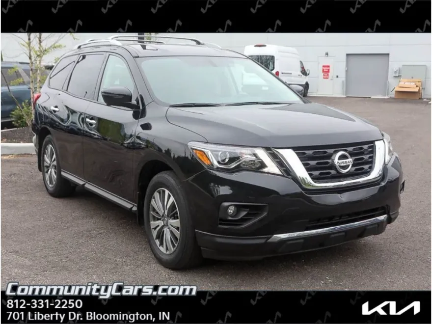2020 Nissan Pathfinder SL photo 1