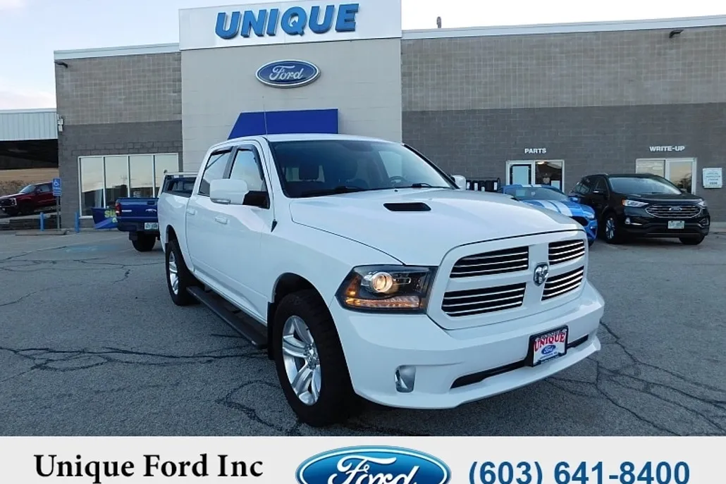 2016 Ram 1500 Sport photo 1