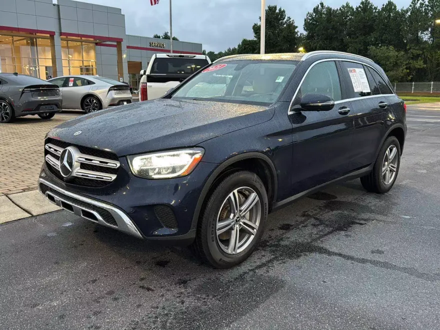 2021 Mercedes Benz GLC 300 photo 1