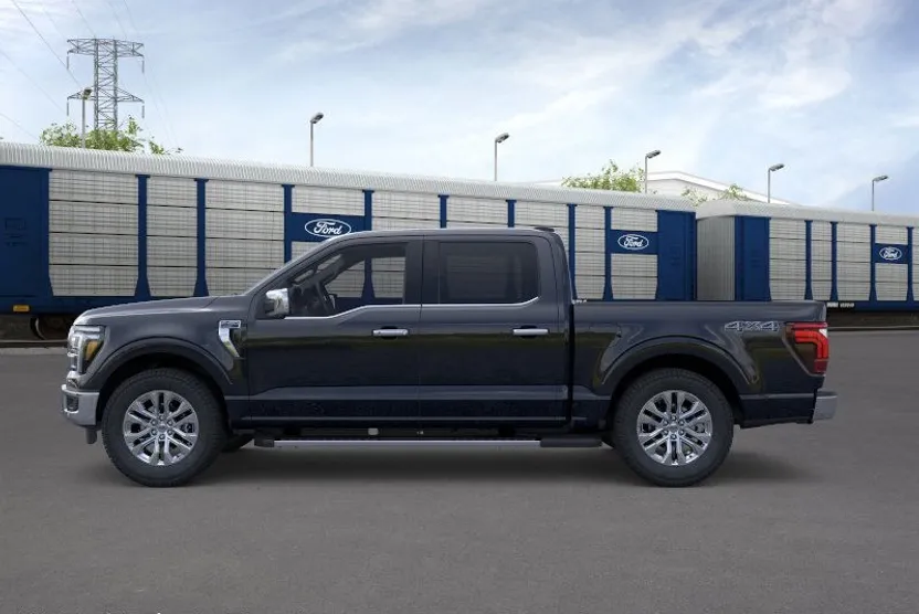2025 Ford F-150 Lariat photo 1