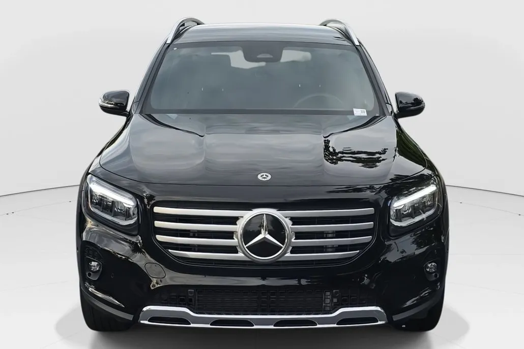 2025 Mercedes Benz GLB 250 photo 1