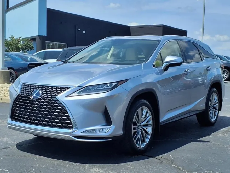 2022 Lexus RX 450hL Luxury photo 1