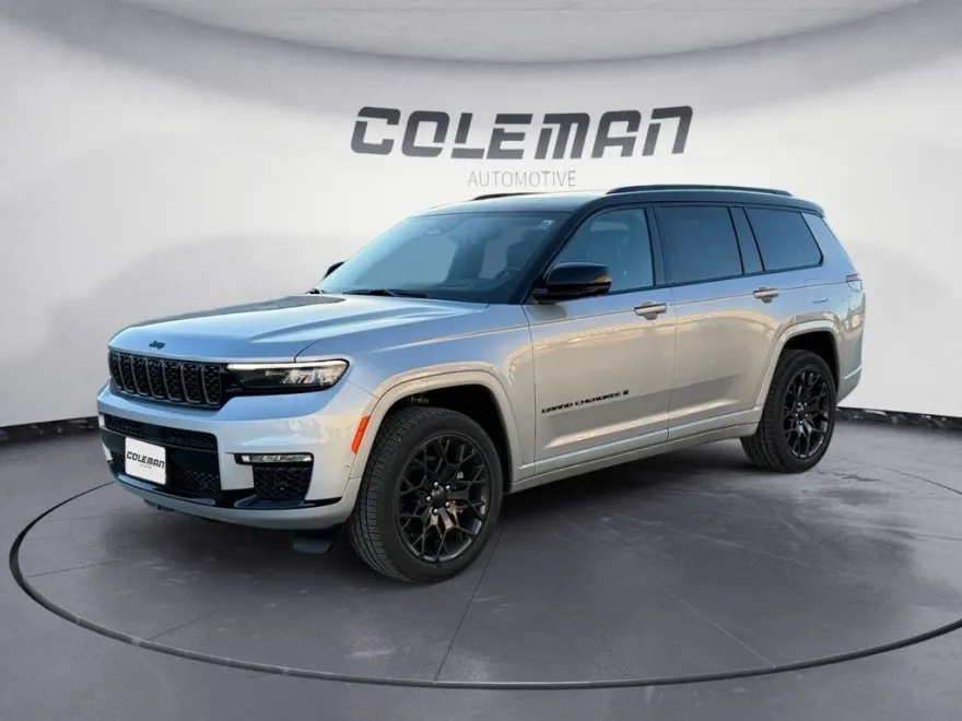 2025 Jeep Grand Cherokee L Summit photo 1