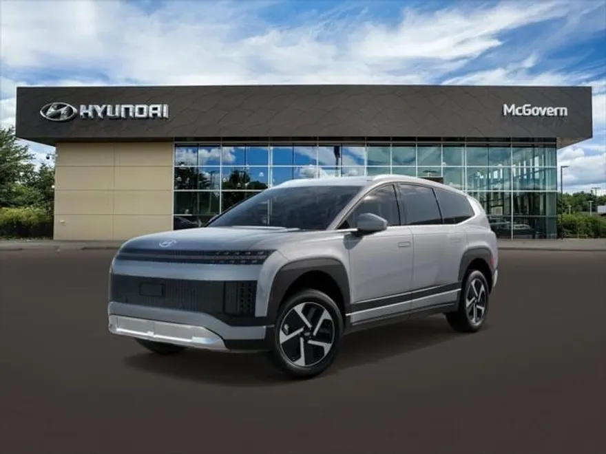 2026 Hyundai Ioniq SE photo 1