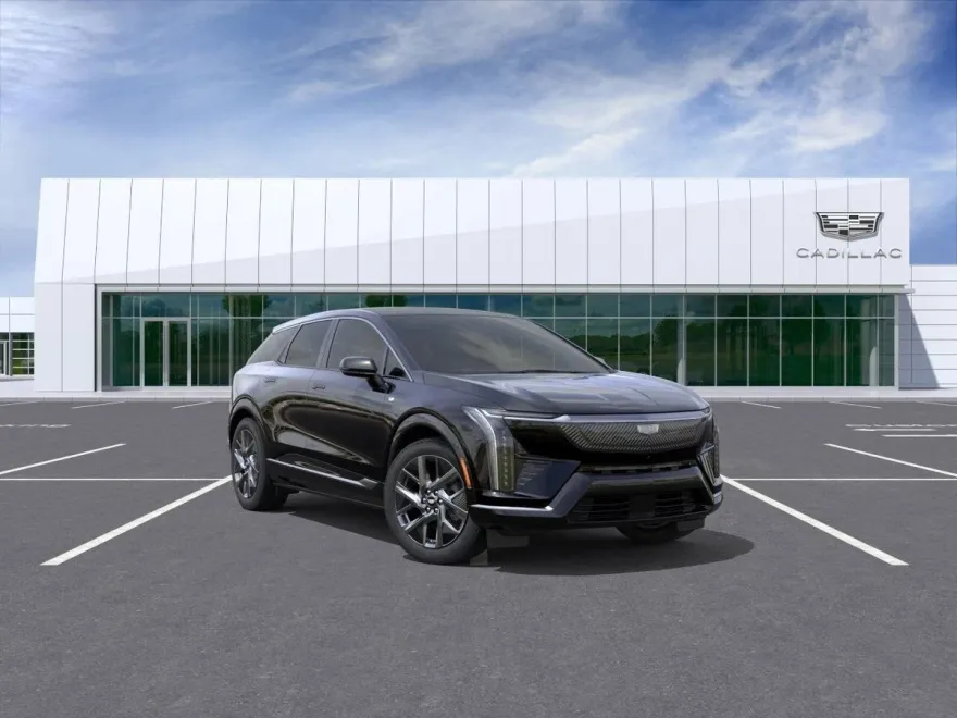2025 Cadillac Optiq Luxury photo 1