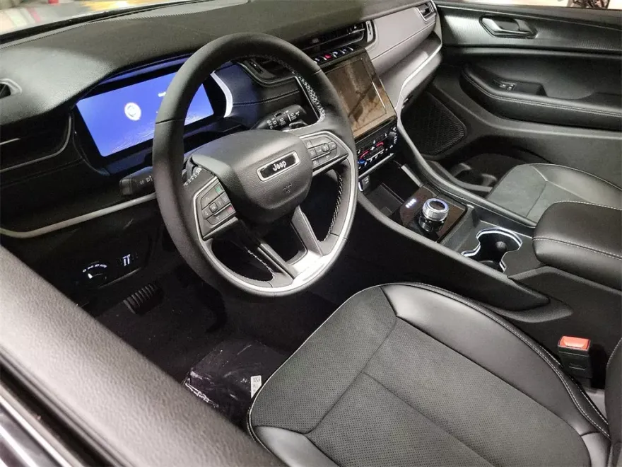 2024 Jeep Grand Cherokee Altitude X photo 1