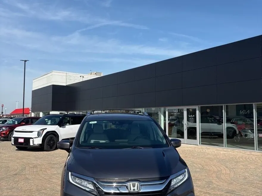 2019 Honda Odyssey Elite photo 1