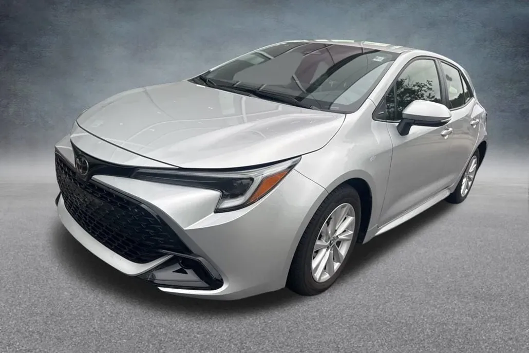 2024 Toyota Corolla SE photo 1