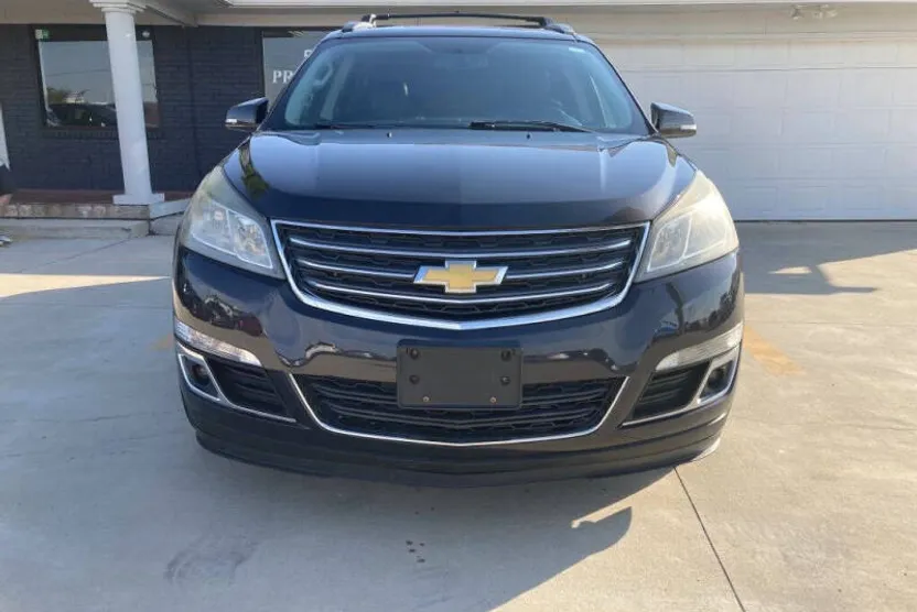 2014 Chevrolet Traverse 2LT photo 1