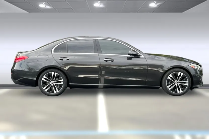 2022 Mercedes Benz C 300 Sedan photo 1