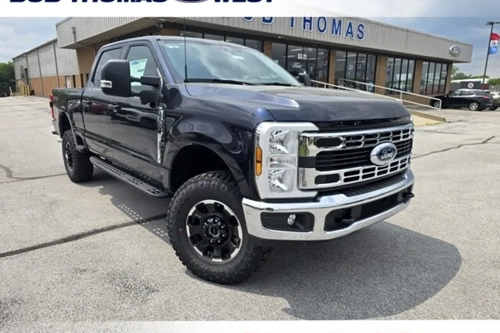 2025 Ford F-350 XLT photo 1