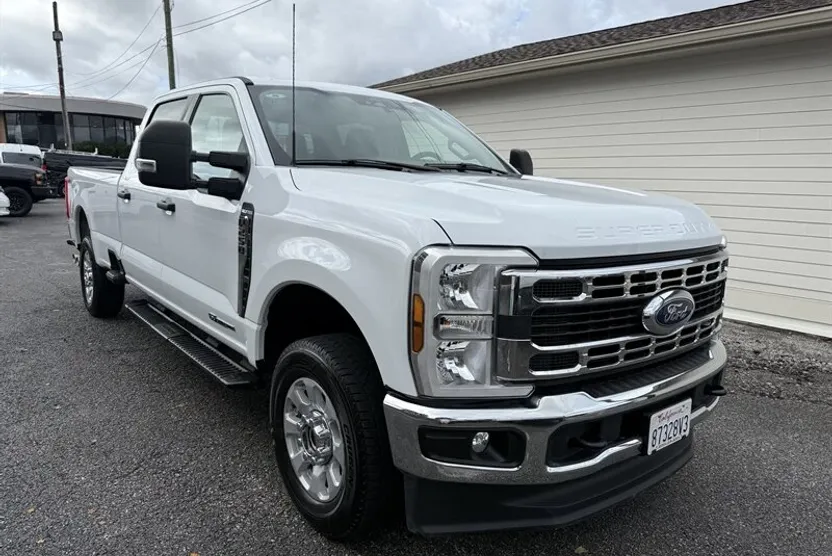 2024 Ford F-250 XLT photo 1