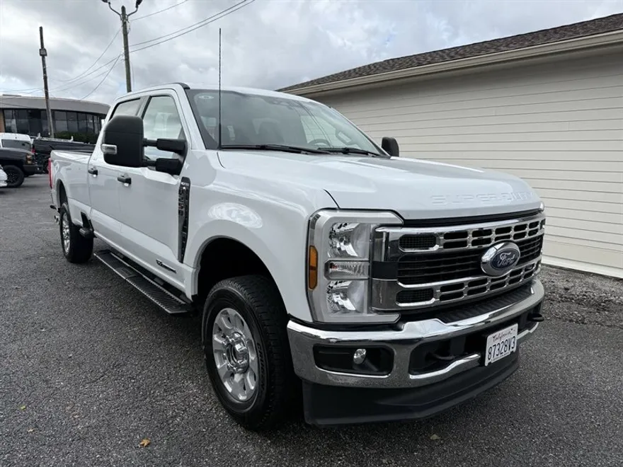 2024 Ford F-250 XLT photo 1
