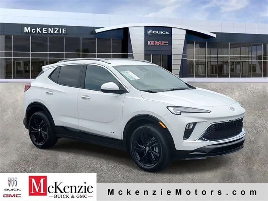 2026 Buick Encore GX Sport Touring photo 1