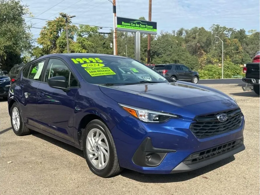 2024 Subaru Impreza Base photo 1