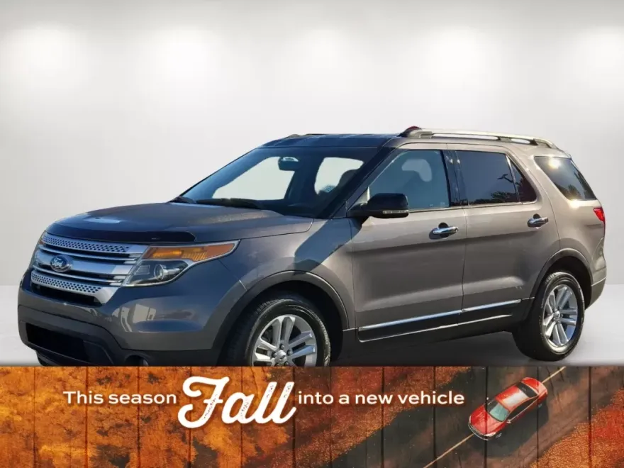 2013 Ford Explorer XLT photo 1
