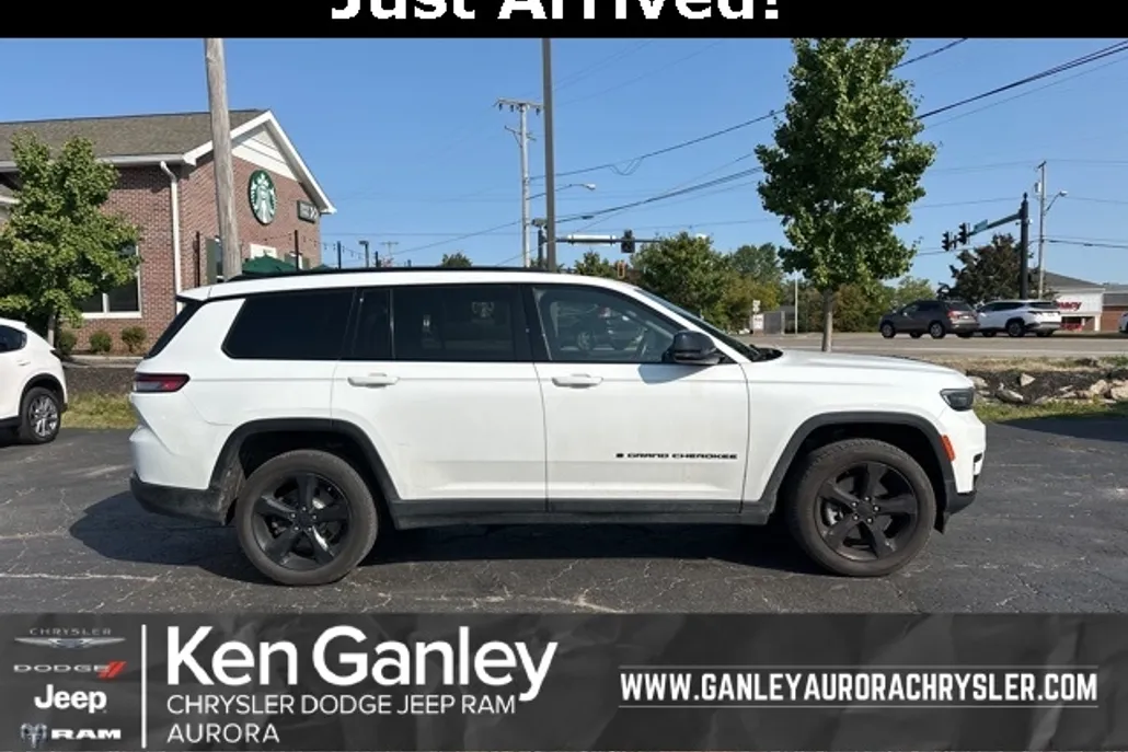 2021 Jeep Grand Cherokee Altitude photo 1