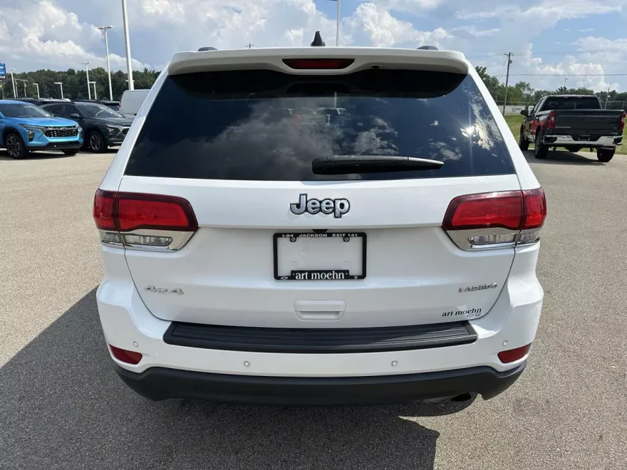 2021 Jeep Grand Cherokee Laredo E photo 1
