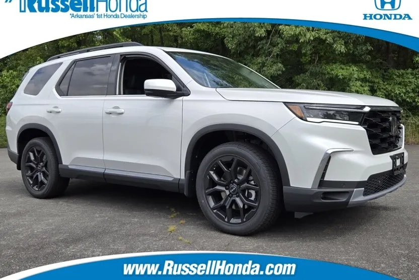 2025 Honda Pilot Touring photo 1