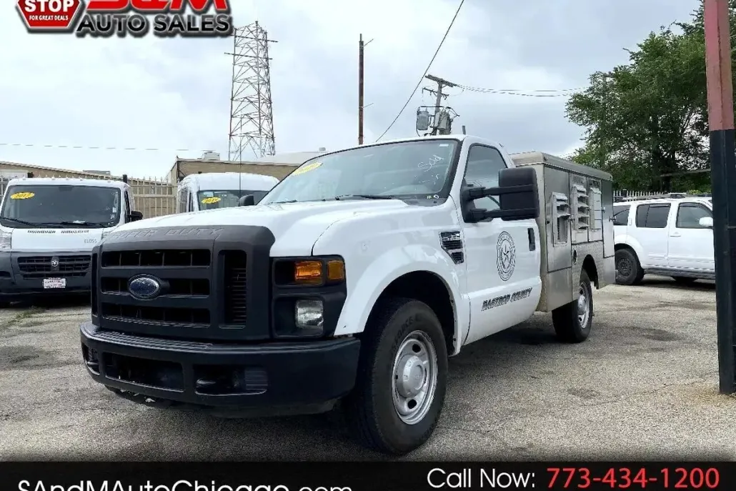 2010 Ford F-250 XLT photo 1