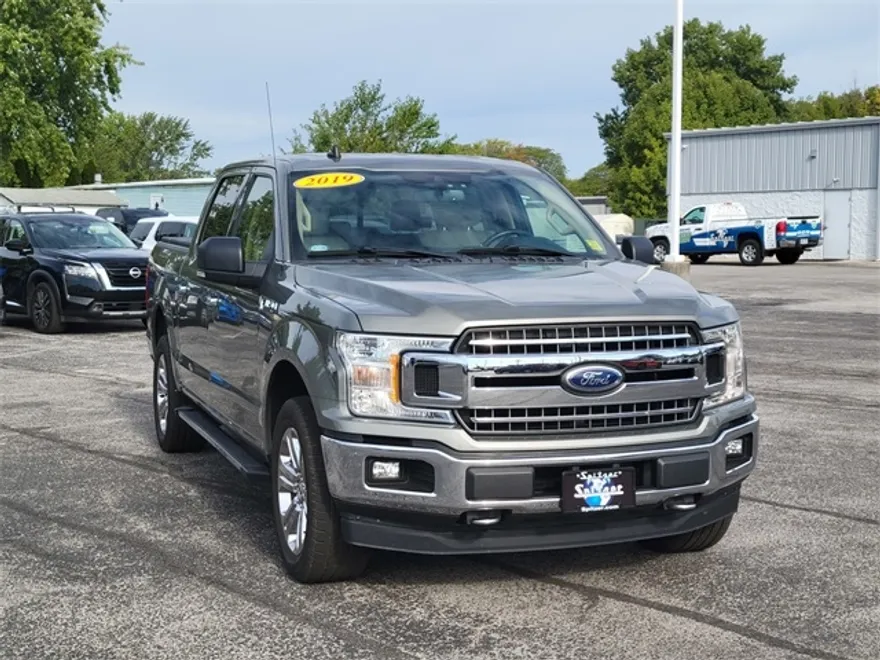 2019 Ford F-150 XLT photo 1