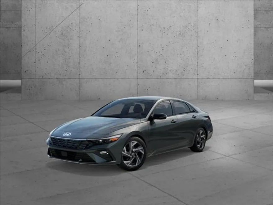 2025 Hyundai Elantra SEL Sport photo 1