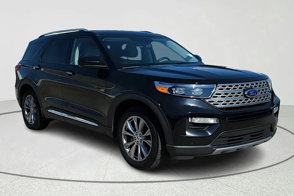 2023 Ford Explorer Limited photo 1